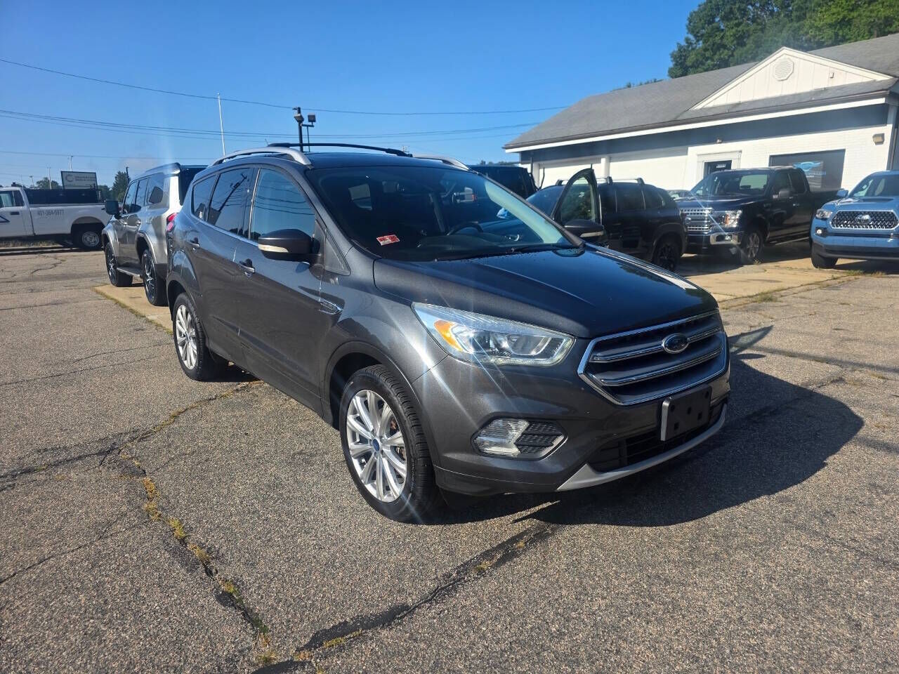 2017 FORD Escape
