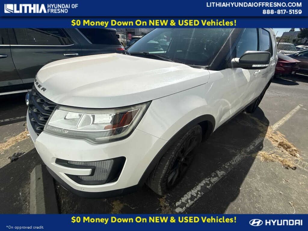 2017 FORD Explorer