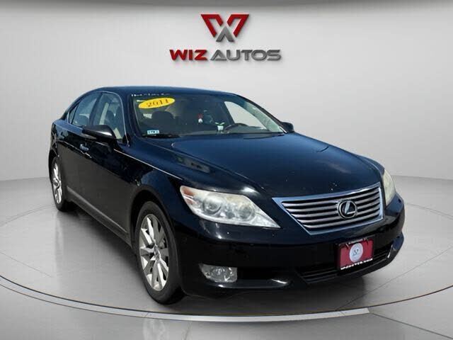 2011 LEXUS LS
