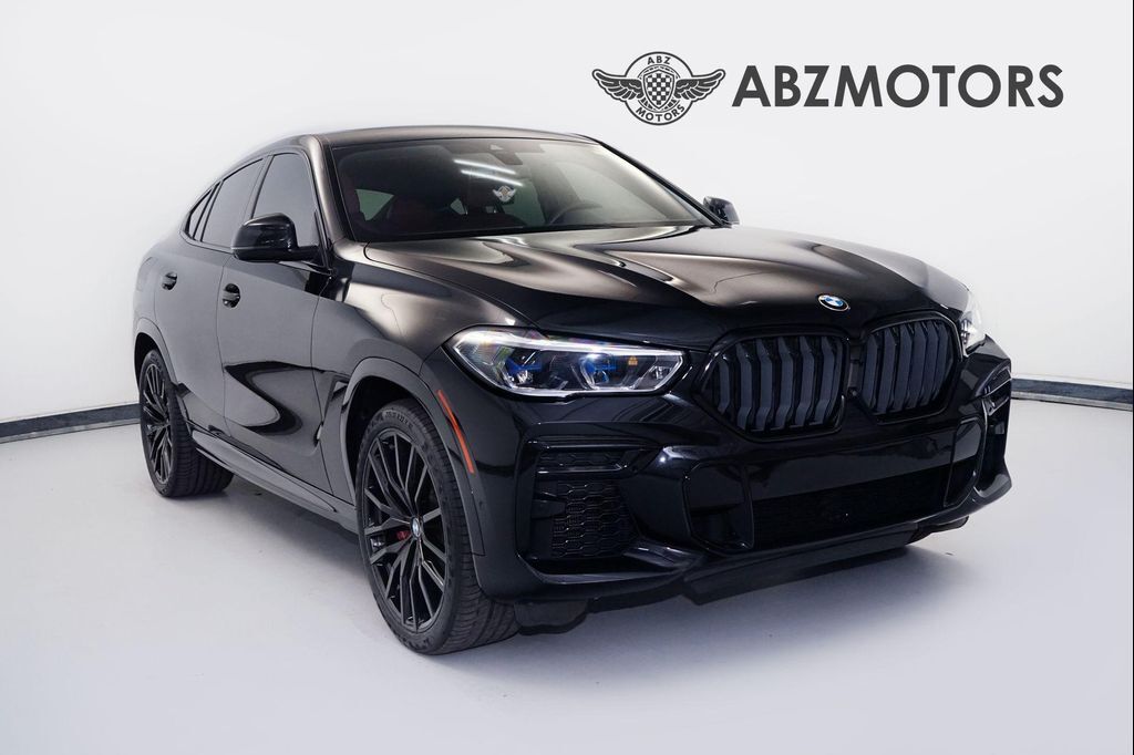 2022 BMW X6