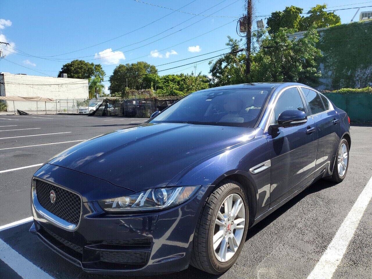 2017 JAGUAR XE