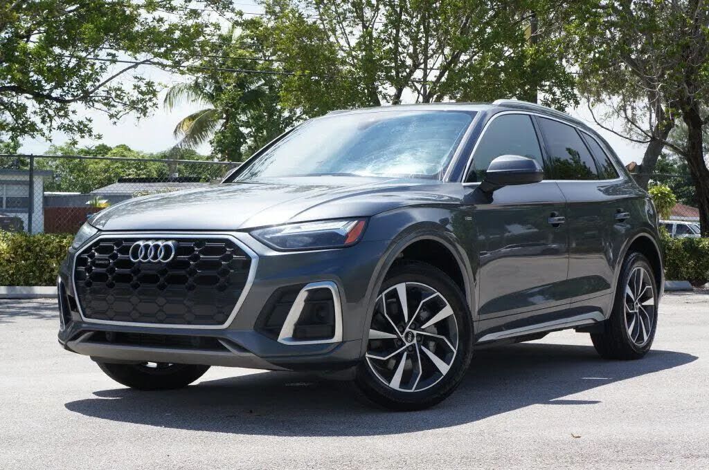 2022 AUDI Q5
