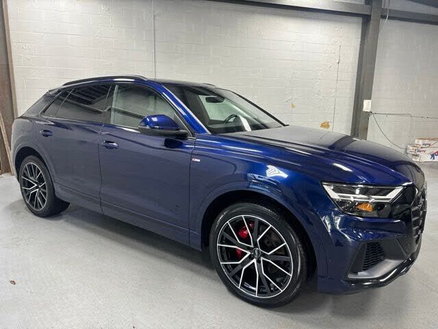 2020 AUDI Q8