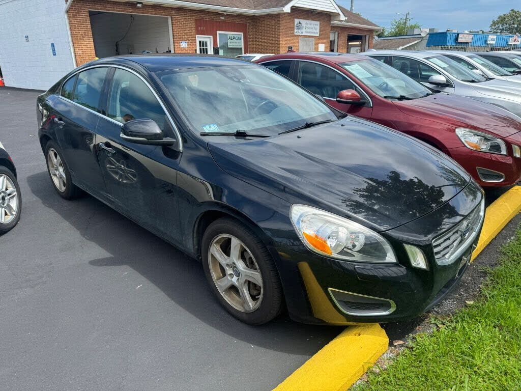2012 VOLVO S60
