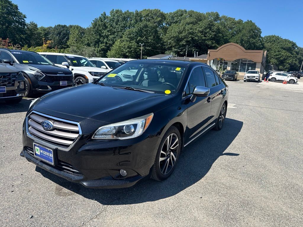 2017 SUBARU Legacy