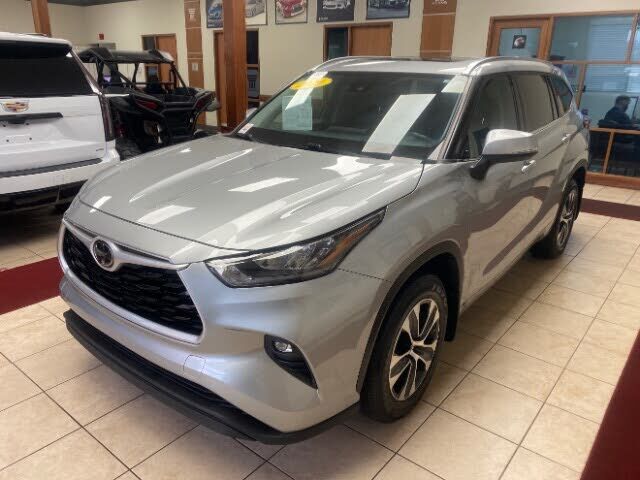 2020 TOYOTA Highlander