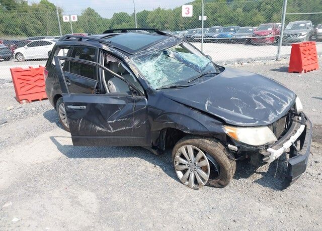 2013 SUBARU Forester