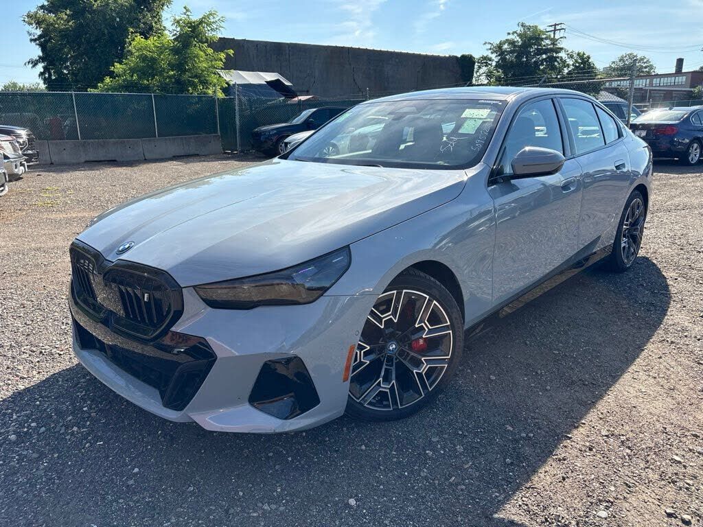 2025 BMW i5