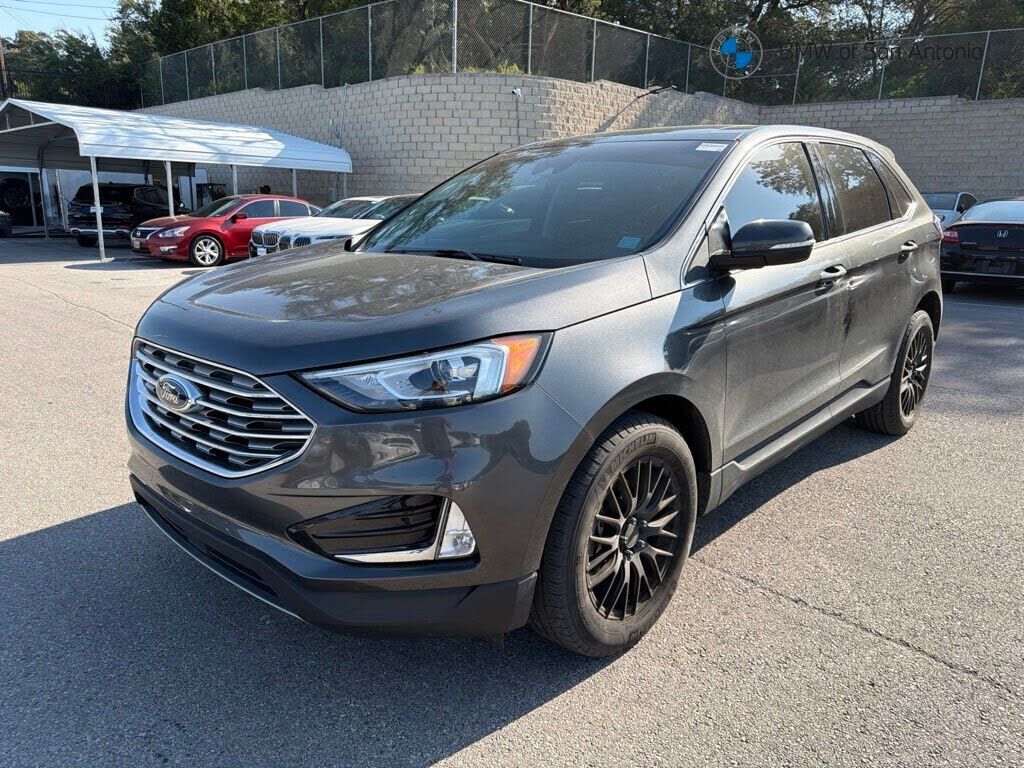 2019 FORD Edge