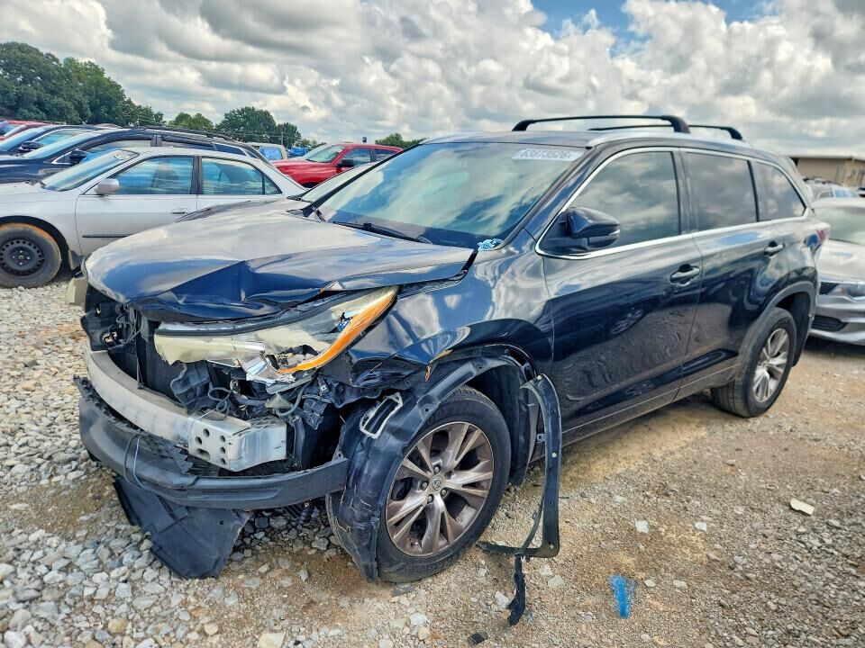 2014 TOYOTA Highlander