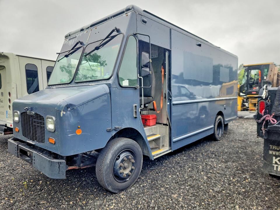 2020 FREIGHTLINER MT 45G Front Gasoline Engine Walk in Van Chassis