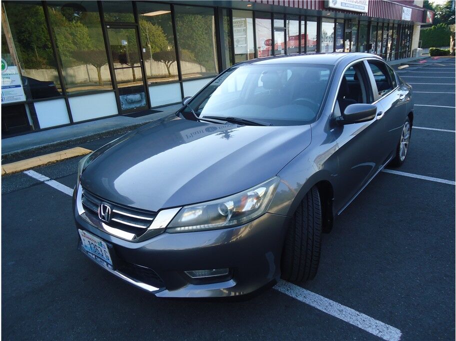 2013 HONDA Accord