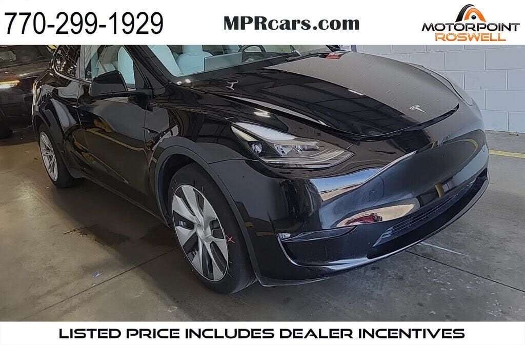 2023 TESLA Model Y
