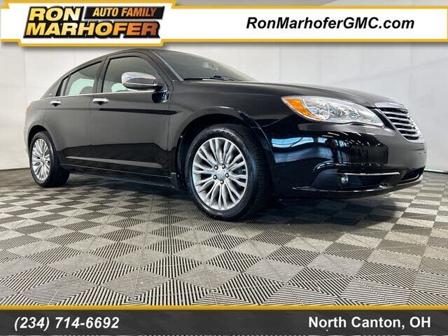 2013 CHRYSLER 200