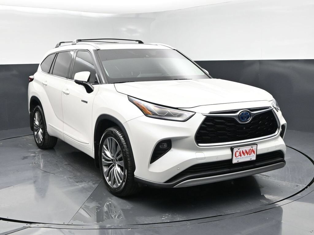 2021 TOYOTA Highlander