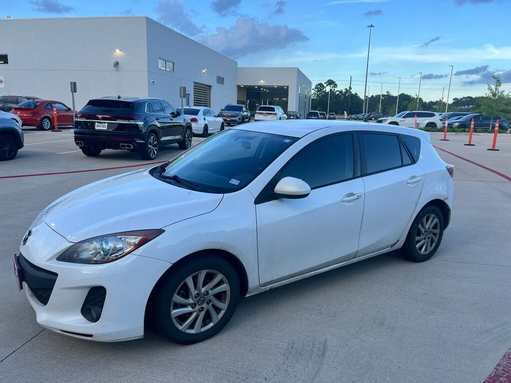 2013 MAZDA Mazda3
