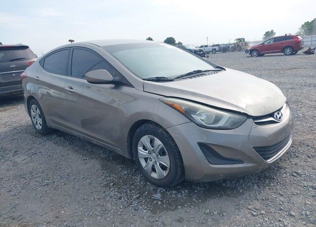 2016 HYUNDAI Elantra