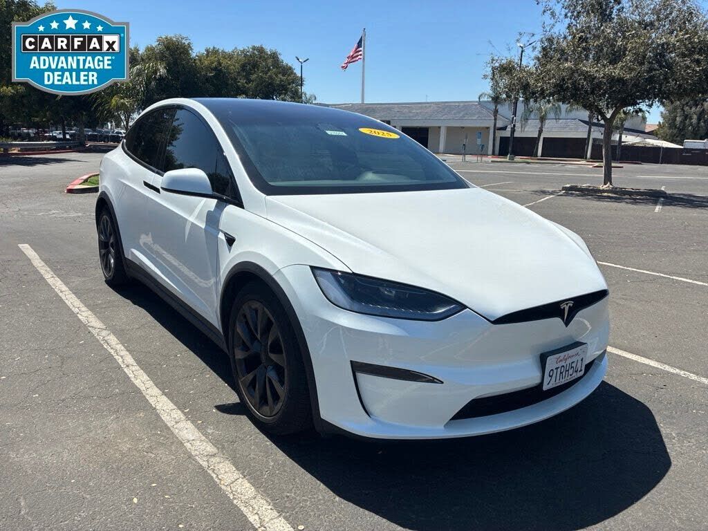 2025 TESLA Model X