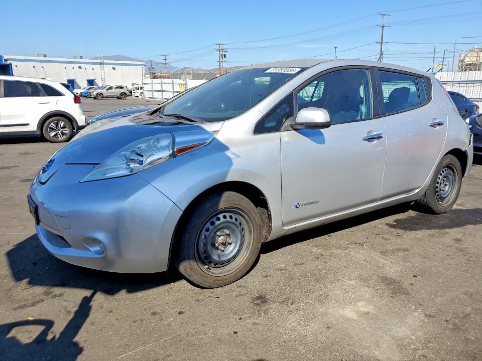 2013 NISSAN Leaf