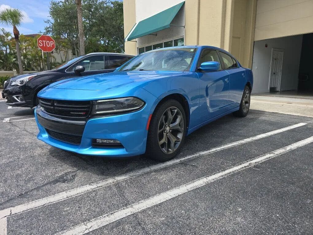 2015 DODGE Charger