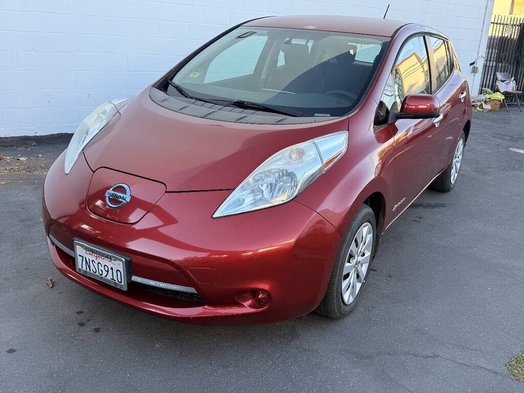 2015 NISSAN Leaf