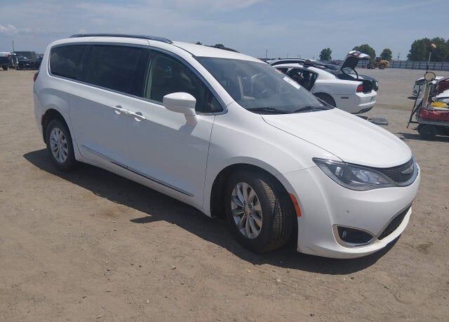 2018 CHRYSLER Pacifica