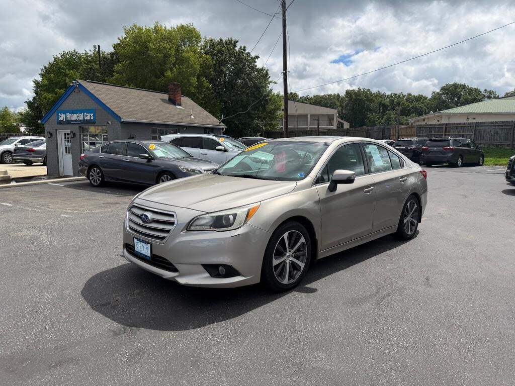 2017 SUBARU Legacy