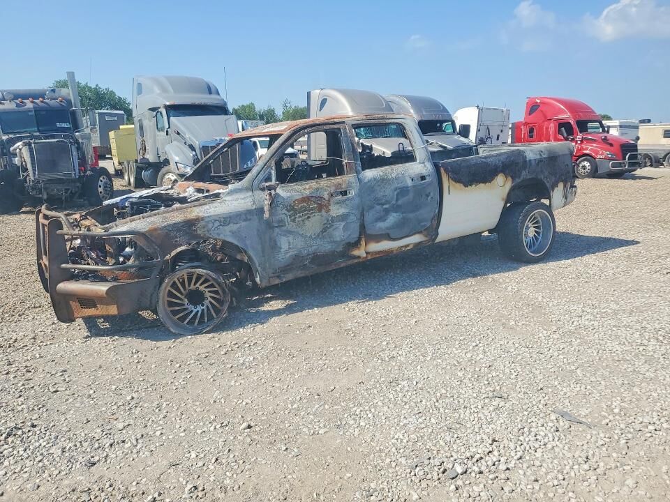 2011 DODGE Ram