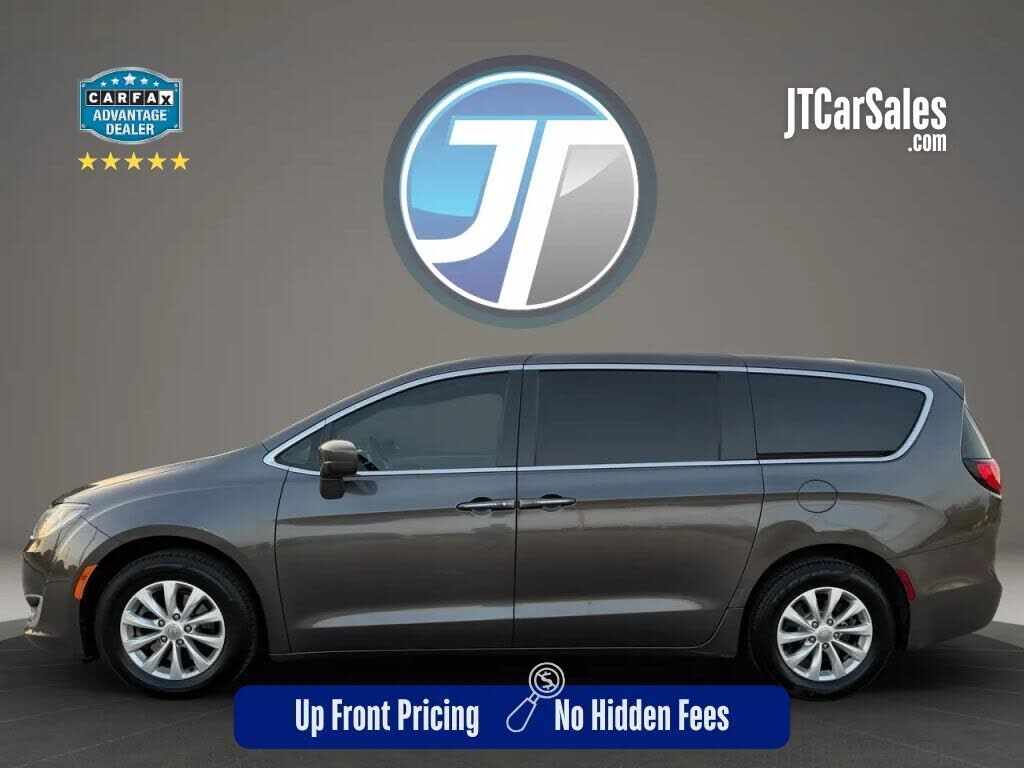 2019 CHRYSLER Pacifica