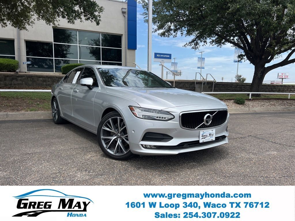 2018 VOLVO S90