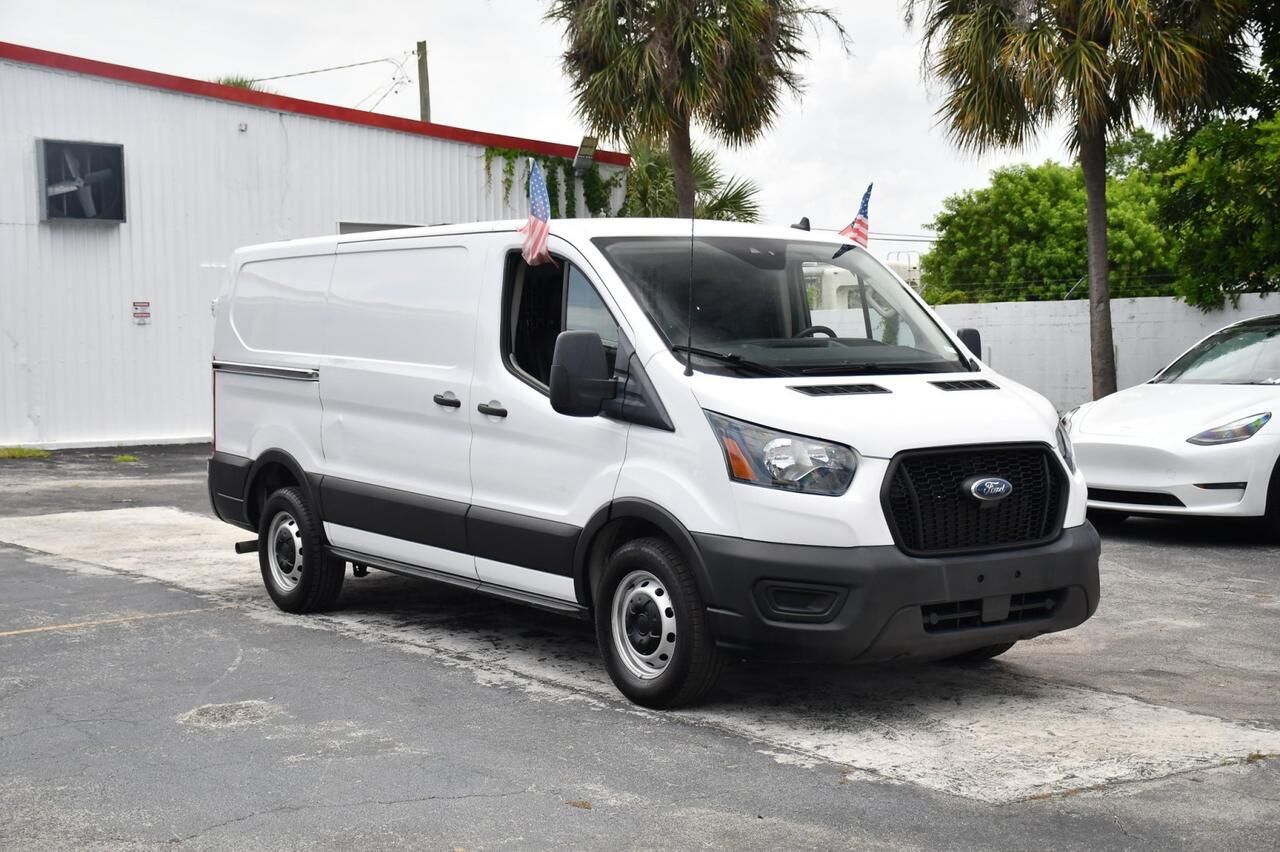 2022 FORD Transit