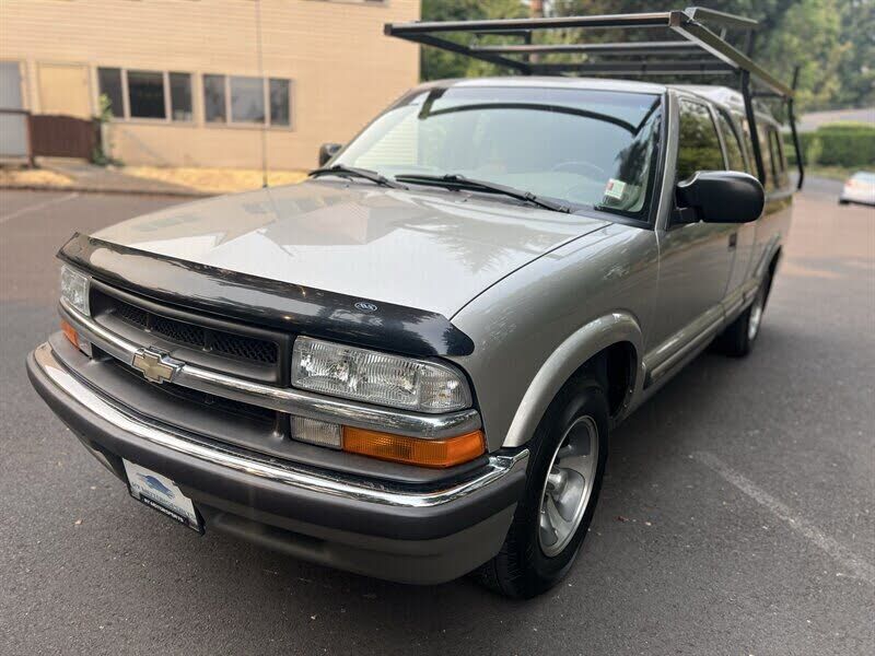 2003 CHEVROLET S-10 Pickup