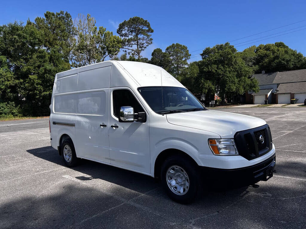 2014 NISSAN NV