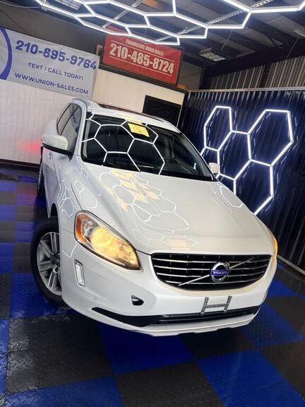 2017 VOLVO XC60
