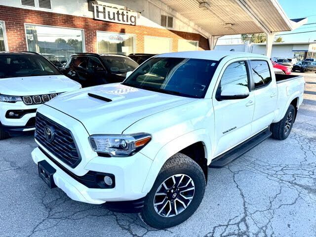 2021 TOYOTA Tacoma