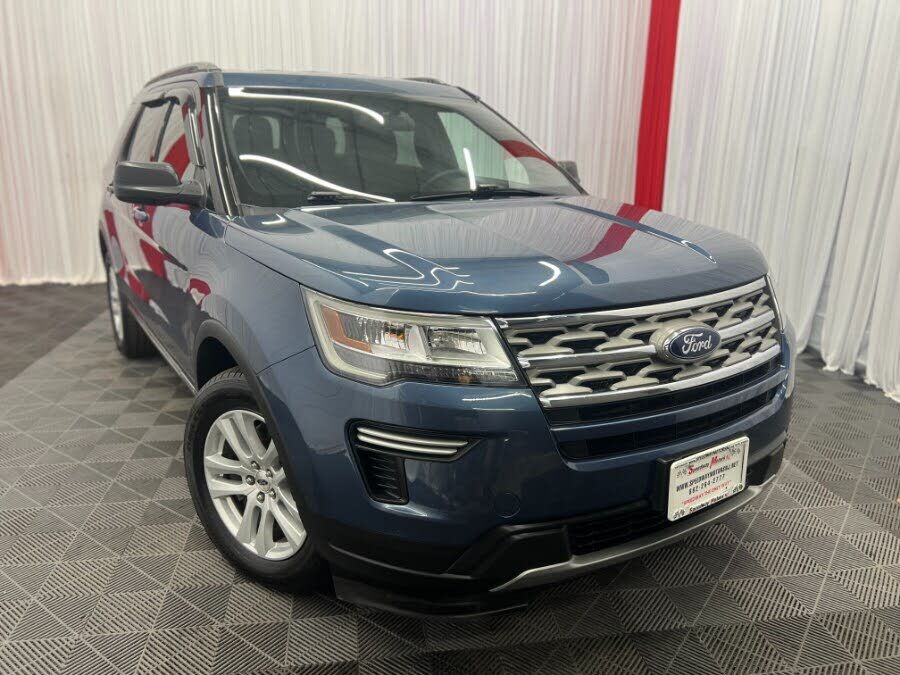 2018 FORD Explorer