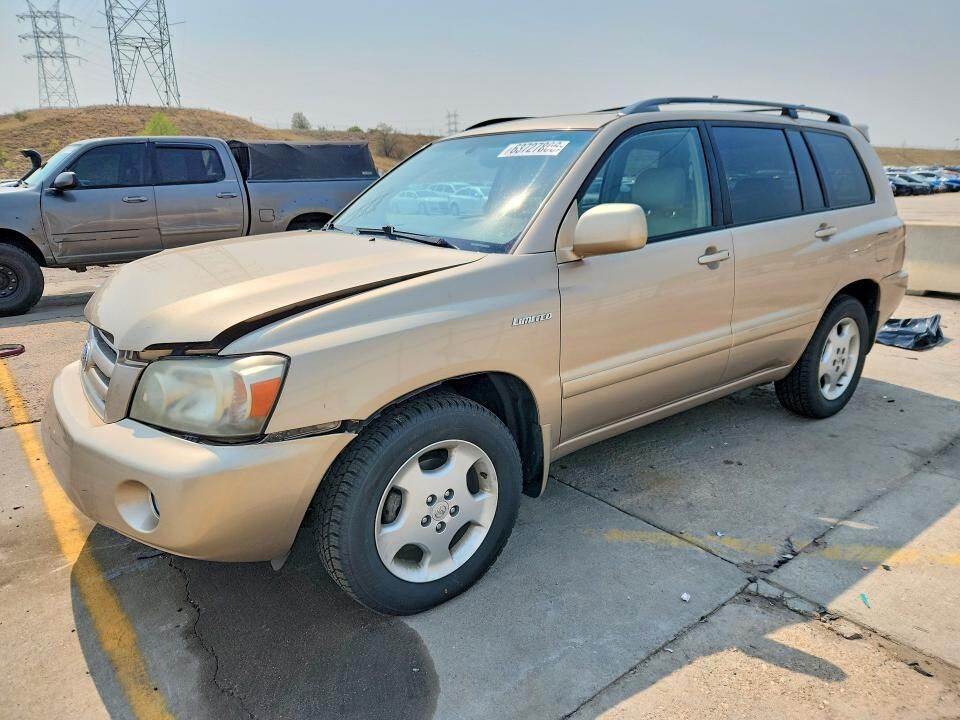 2004 TOYOTA Highlander