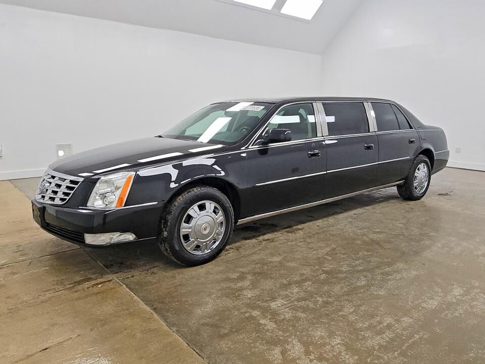 2011 CADILLAC Professional Chassis