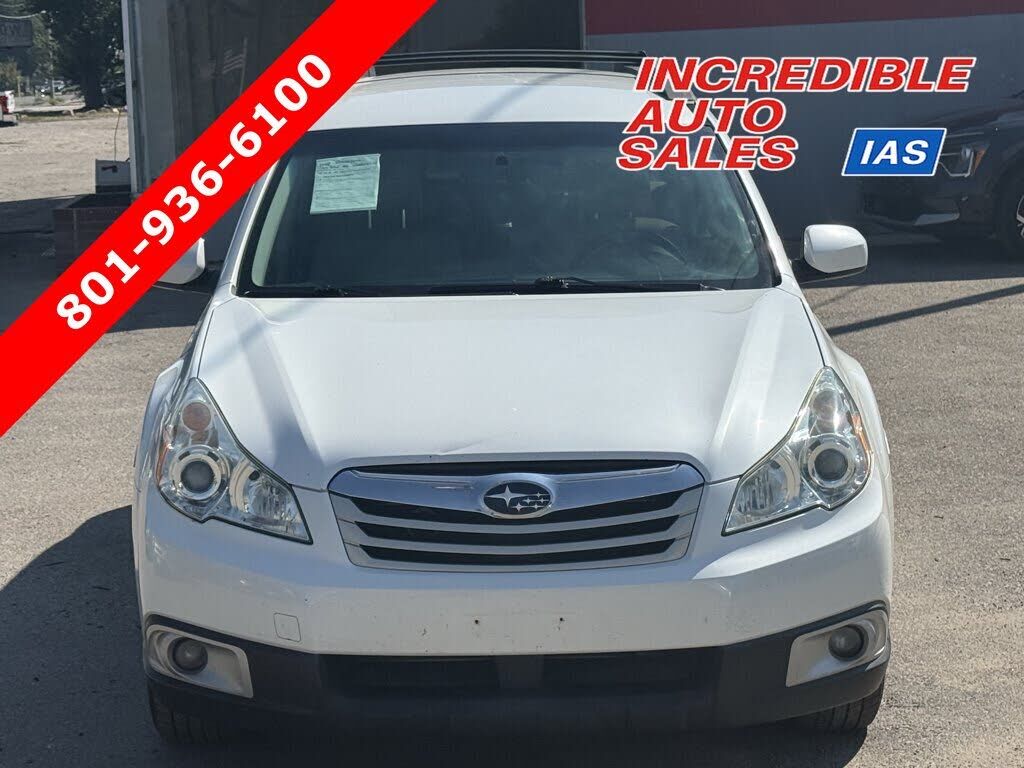 2012 SUBARU Outback