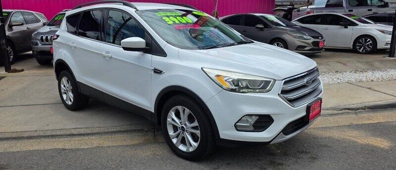 2017 FORD Escape