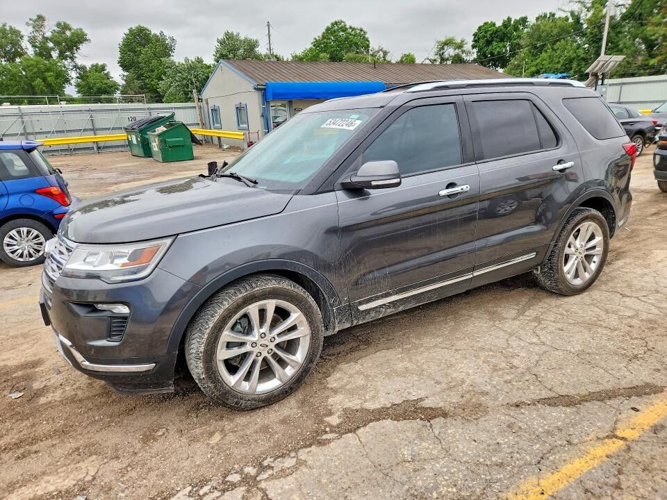 2019 FORD Explorer