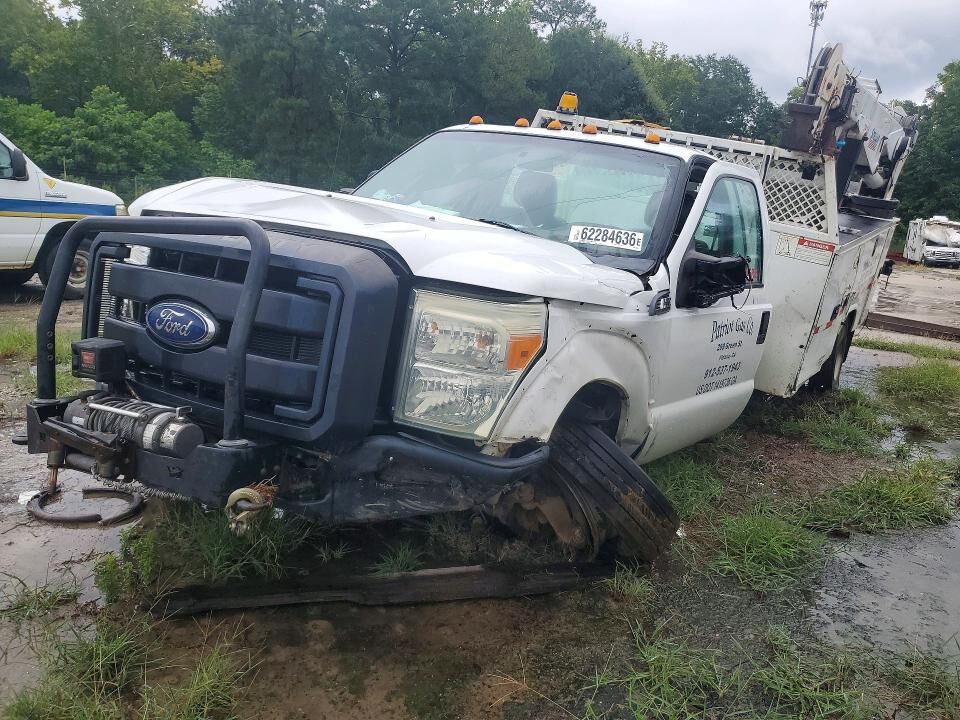 2016 FORD F-550