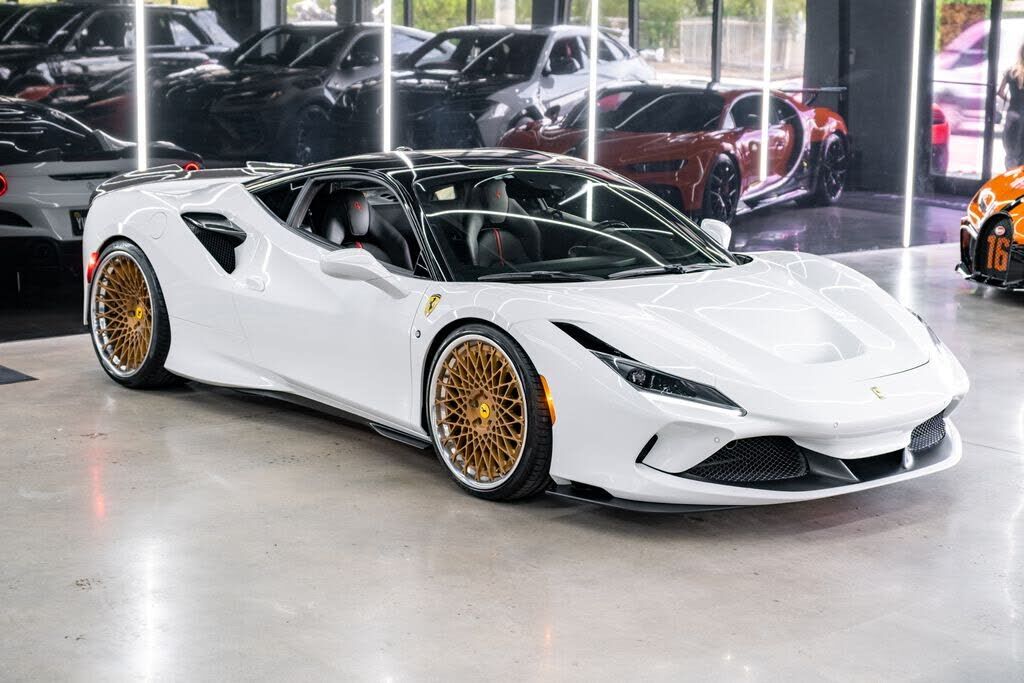 2022 FERRARI F8 Tributo