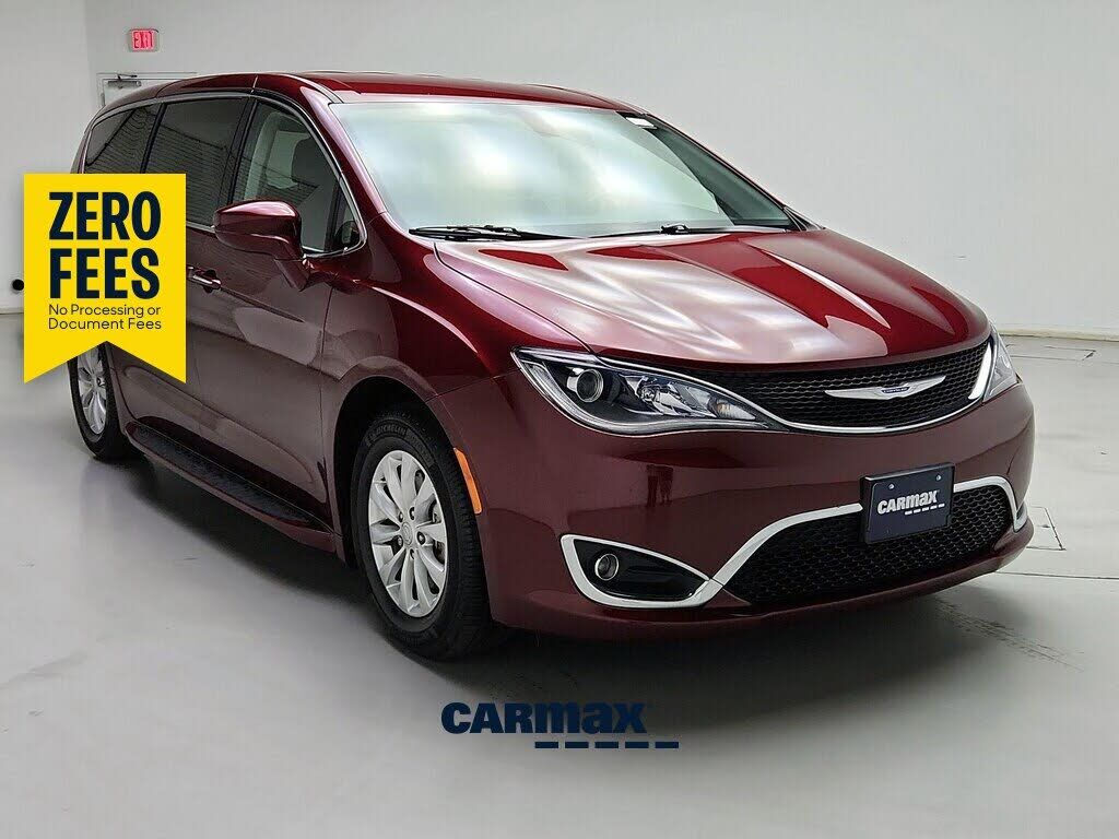 2019 CHRYSLER Pacifica