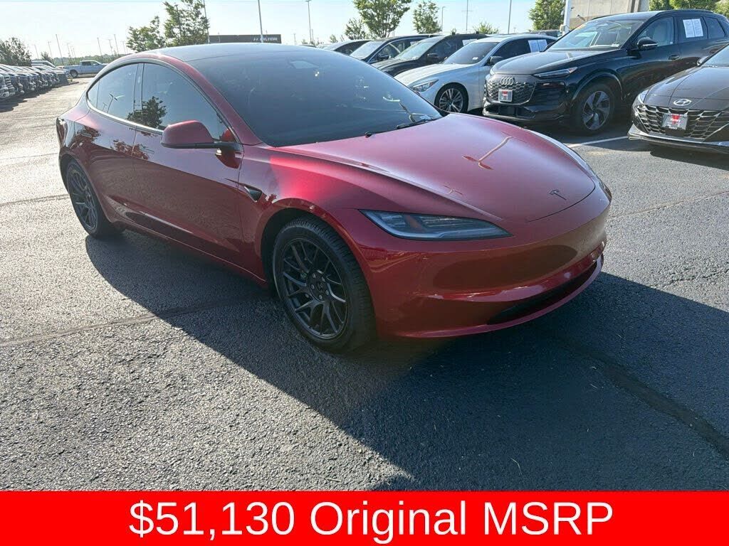 2024 TESLA Model 3