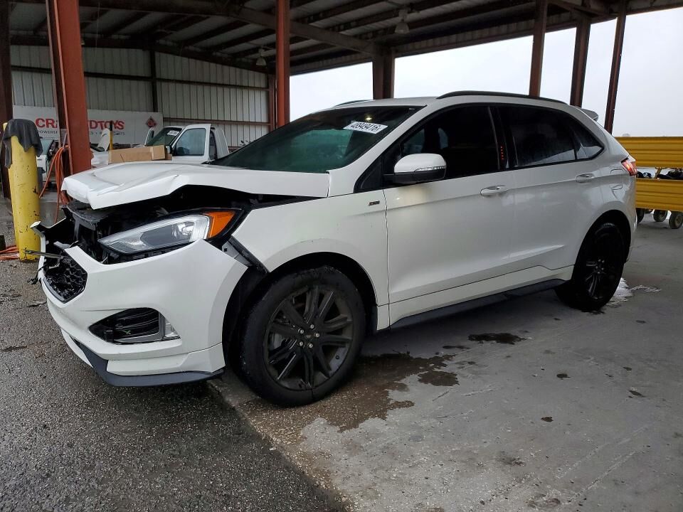 2020 FORD Edge