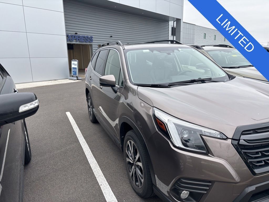 2023 SUBARU Forester
