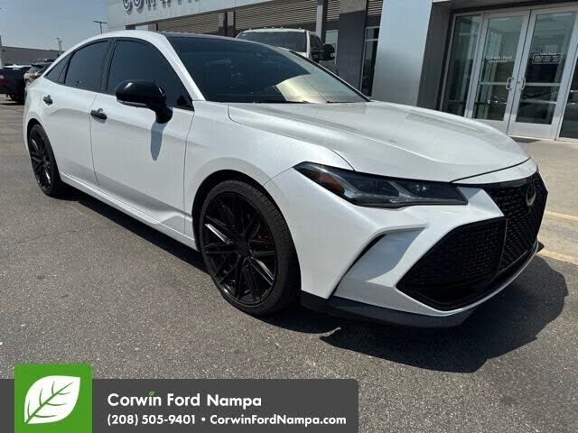 2019 TOYOTA Avalon