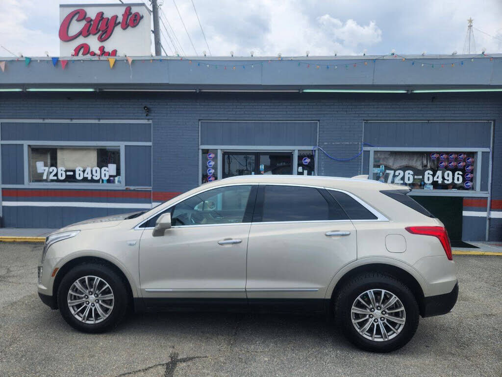 2017 CADILLAC XT5