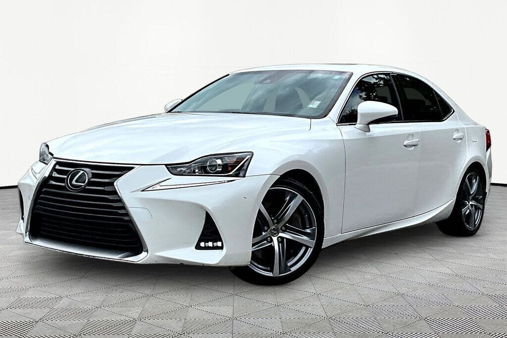 2017 LEXUS IS